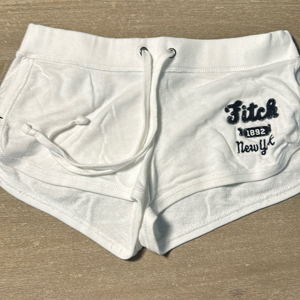 Abercrombie and fitch vintage style sweat shorts women’s